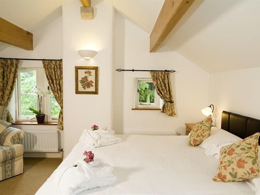Ashfield House Hotel Grassington Exterior foto The Old Mill, bedroom