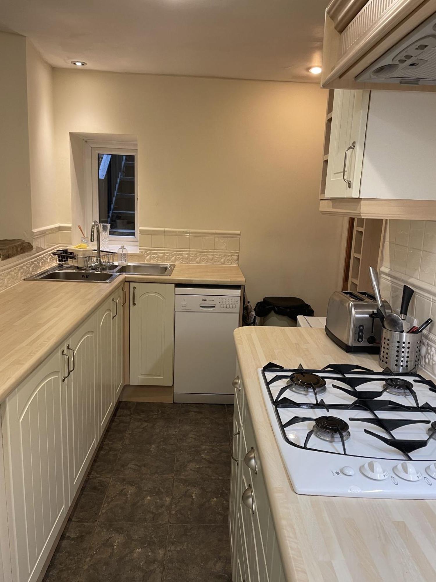 Ashfield House Hotel Grassington Cameră foto A typical kitchen in the UK